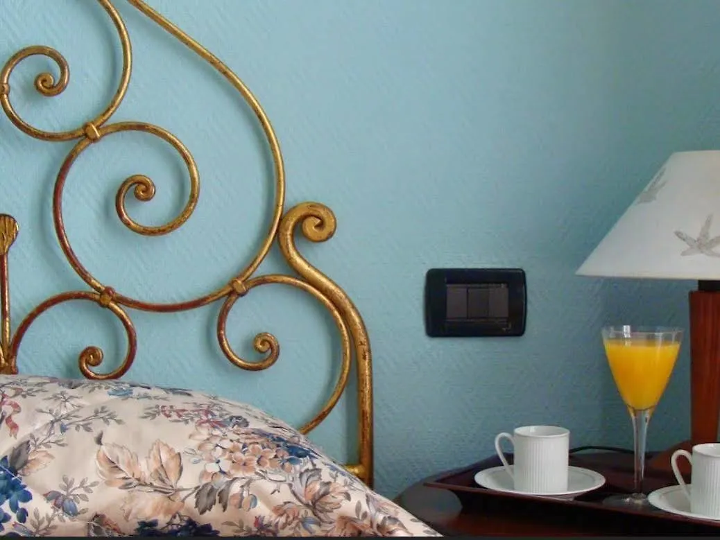 Bed & Breakfast Soggiorno Michelangelo Florence