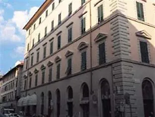 *** Bed & Breakfast Soggiorno Michelangelo Florence Italië